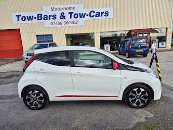 2021 (21) - 1.0 VVT-i X-Trend TSS 5dr