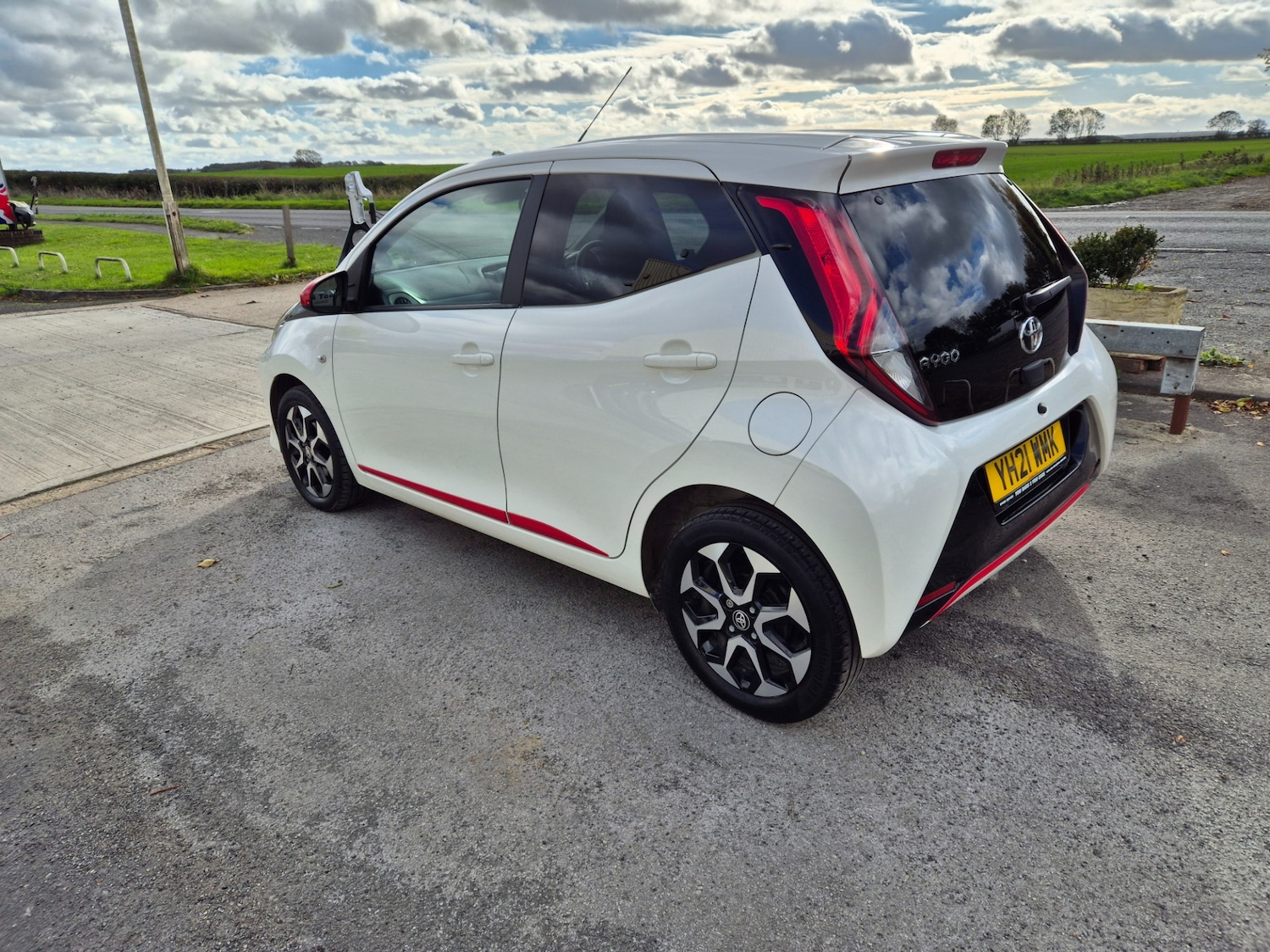 Used Toyota AYGO 2021 for sale - 76362350: Photo 6