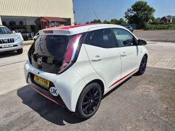 Used Toyota AYGO 2017 for sale - 79017320: Photo