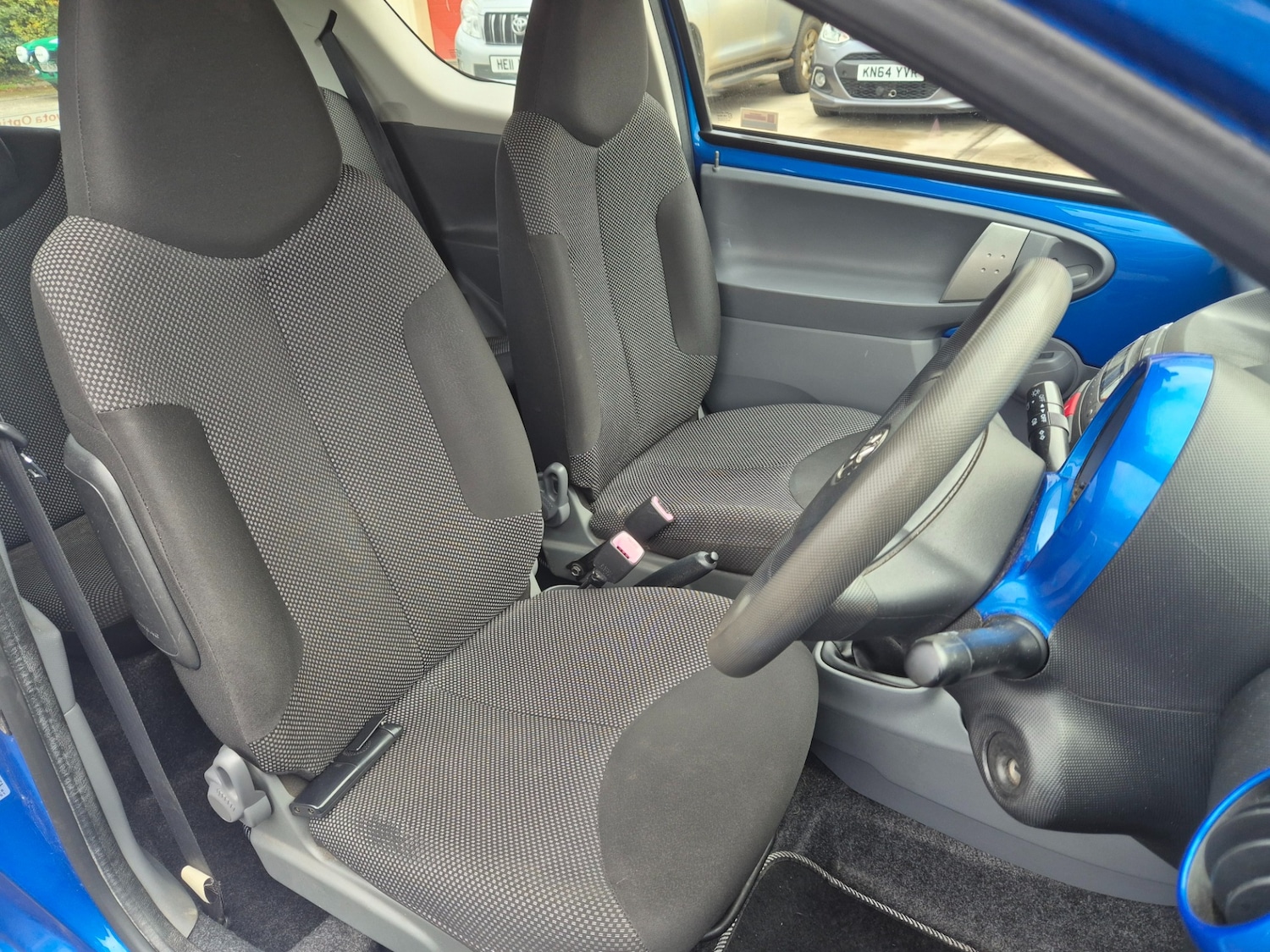 Used Toyota AYGO 2009 for sale - 76329098: Photo 10