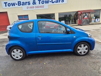 2009 (59) - 1.0 VVT-i Blue 3dr