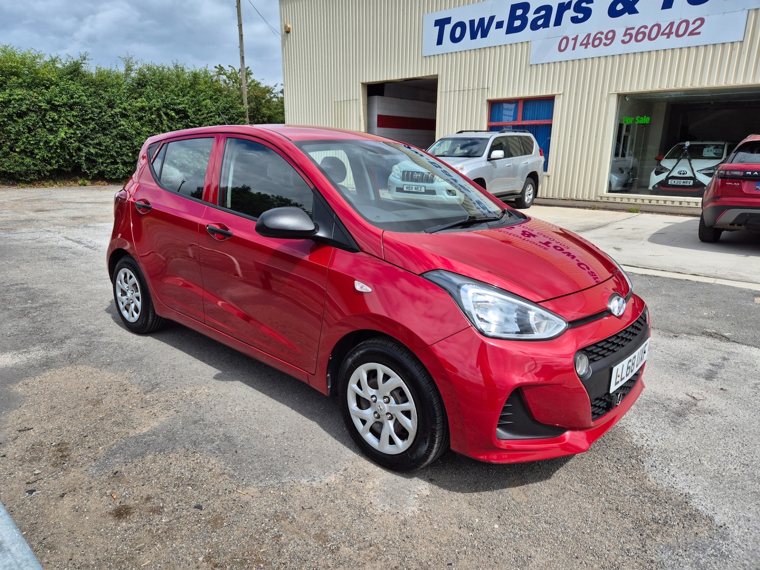 Used Hyundai i10 2018 for sale - 77135087: Photo 2