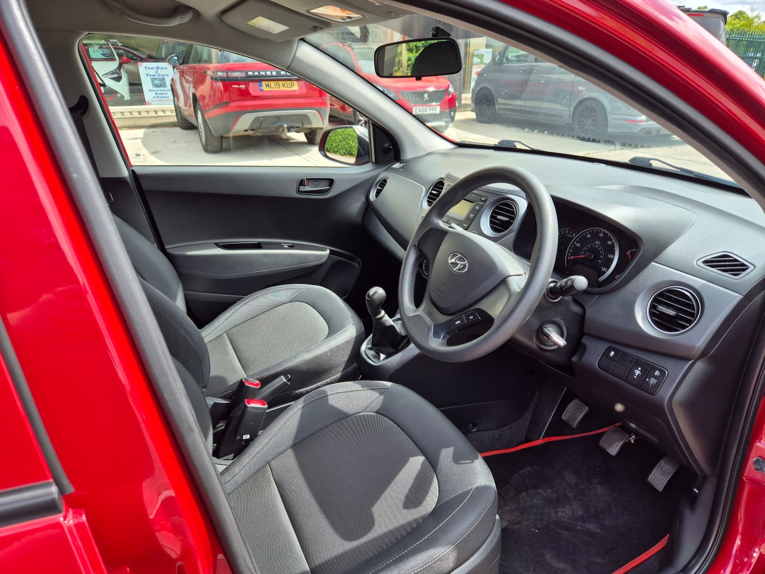Used Hyundai i10 2018 for sale - 77135087: Photo 7