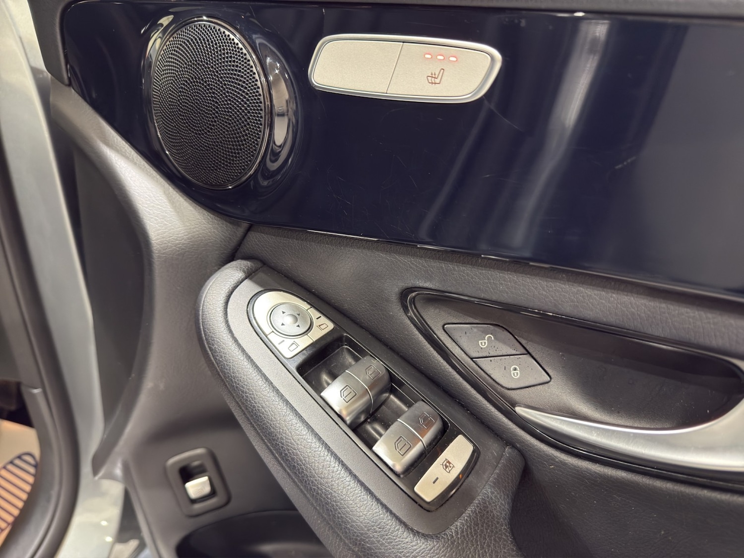 Used Mercedes-Benz GLC 2018 for sale - 76431043: Photo 13