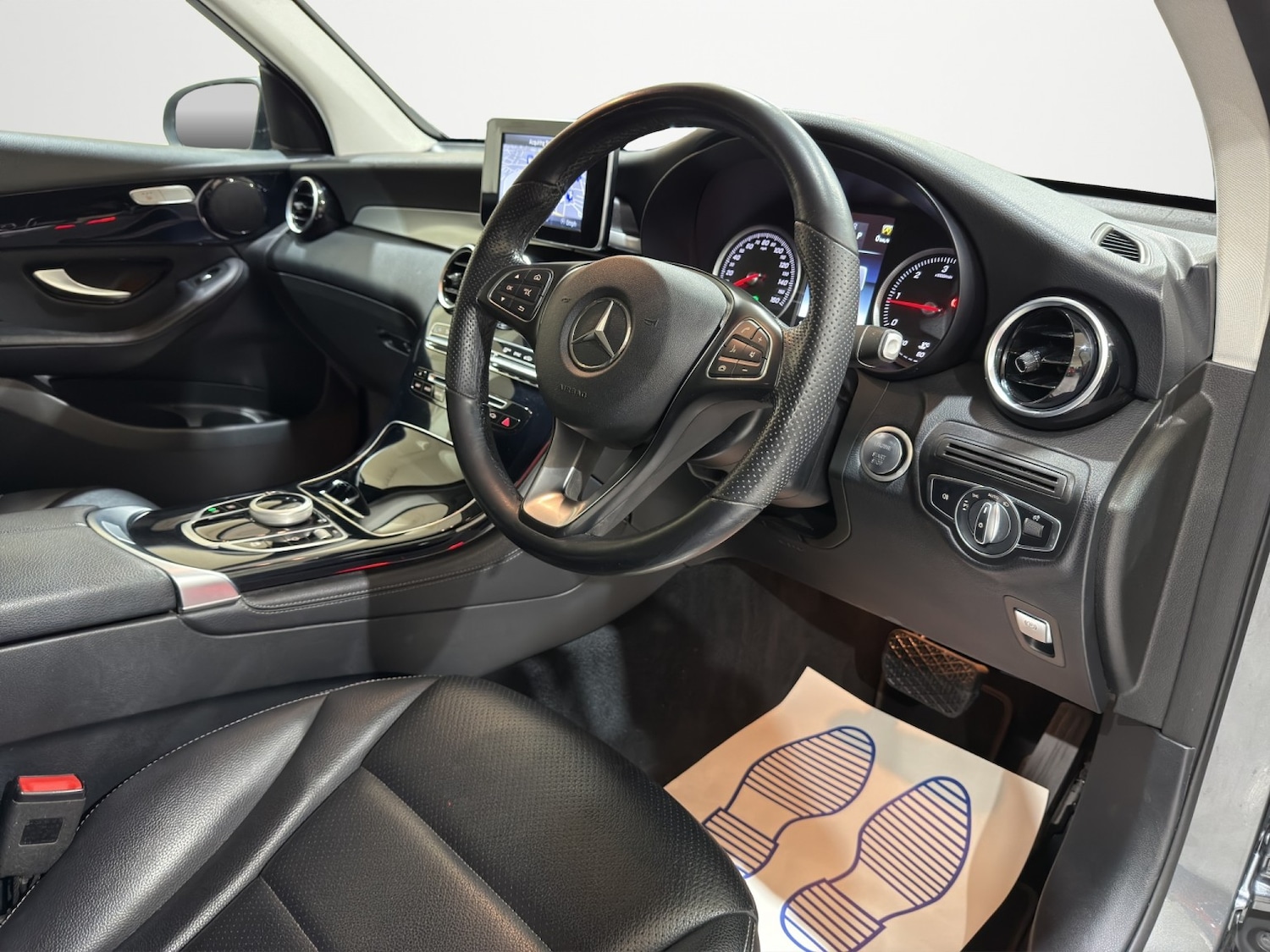 Used Mercedes-Benz GLC 2018 for sale - 76431043: Photo 4