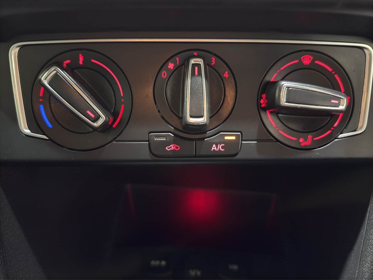 Used Volkswagen Polo 2017 for sale - 76579919: Photo 16