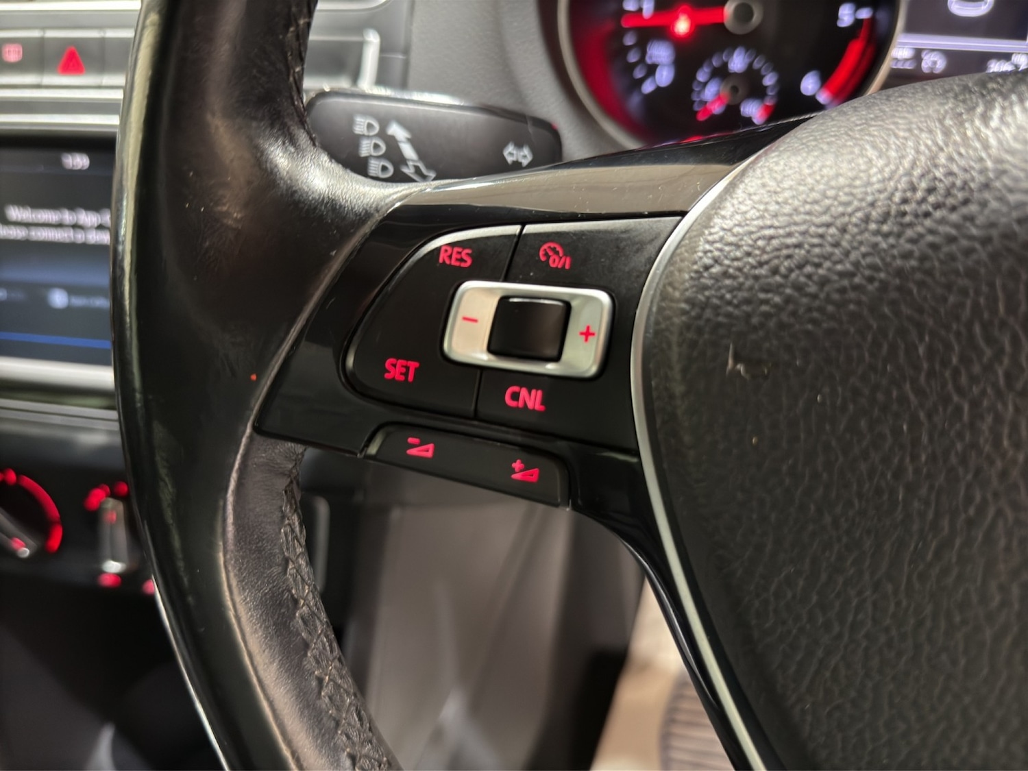 Used Volkswagen Polo 2017 for sale - 76579919: Photo 18