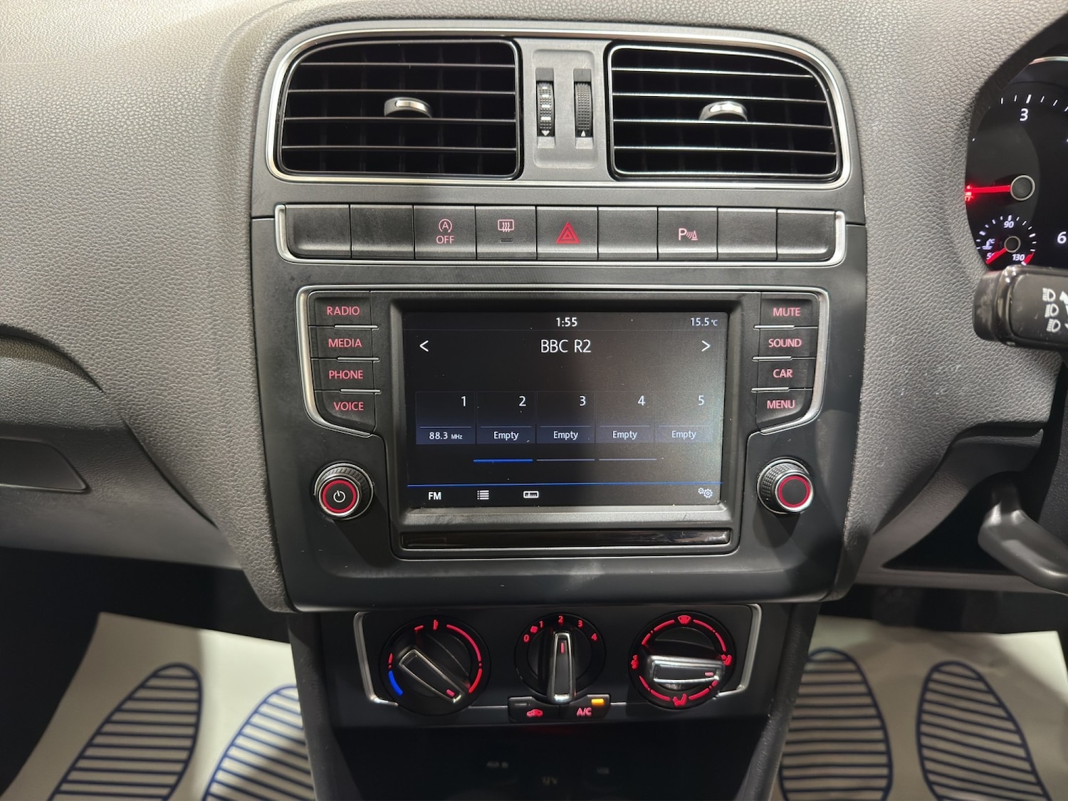 Used Volkswagen Polo 2017 for sale - 76579919: Photo 7