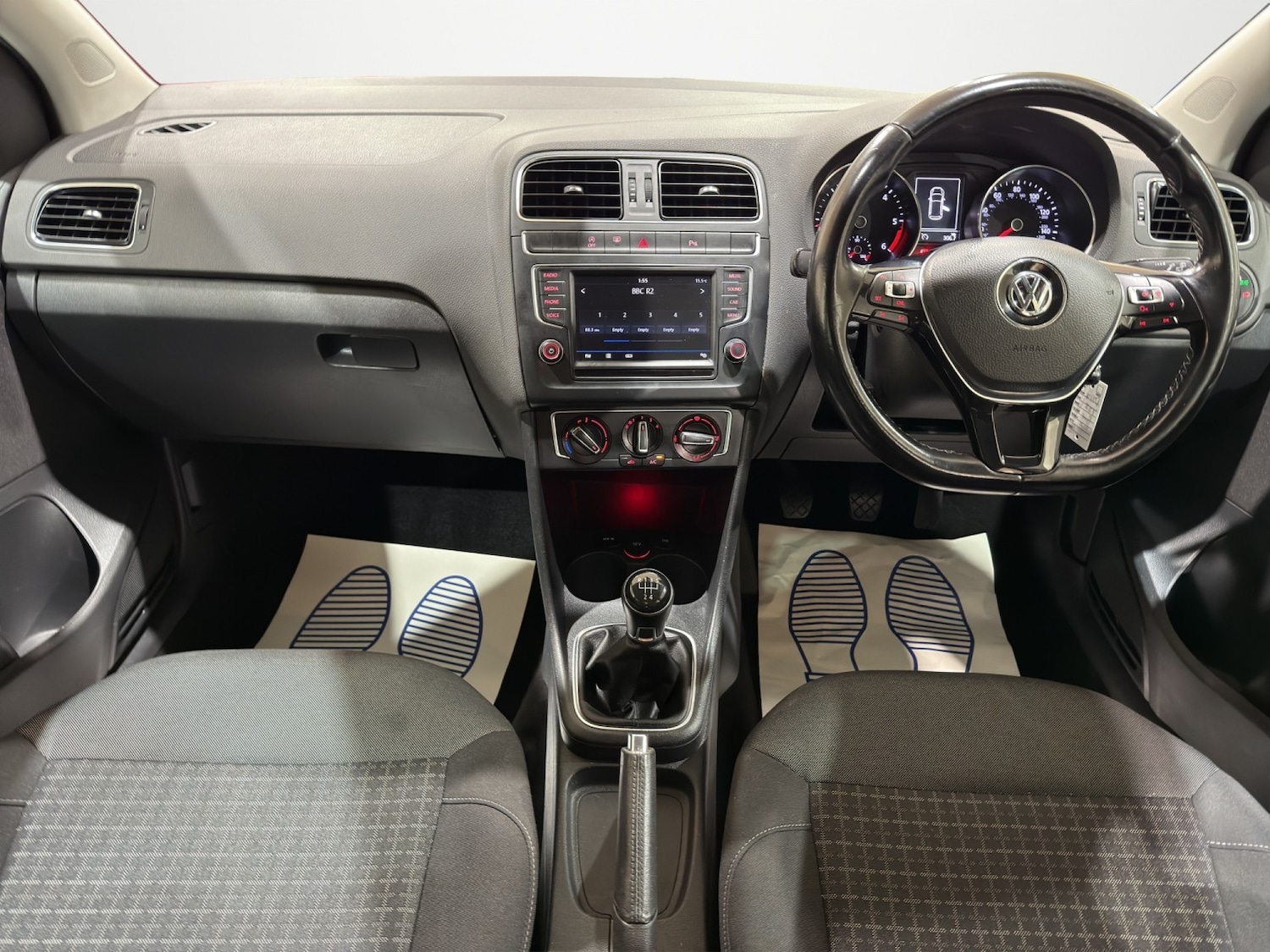 Used Volkswagen Polo 2017 for sale - 76579919: Photo 8