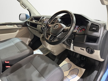 Used Volkswagen Transporter 2019 for sale - 77584544: Photo