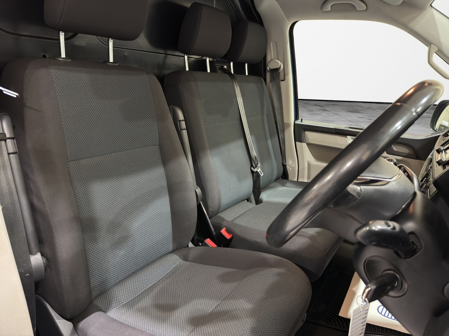 Used Volkswagen Transporter 2019 for sale - 77584544: Photo 5