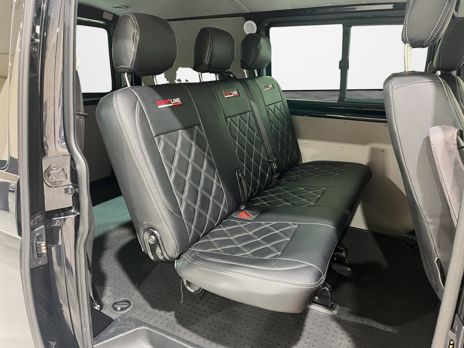 Used Volkswagen Transporter 2018 for sale - 77189288: Photo 12