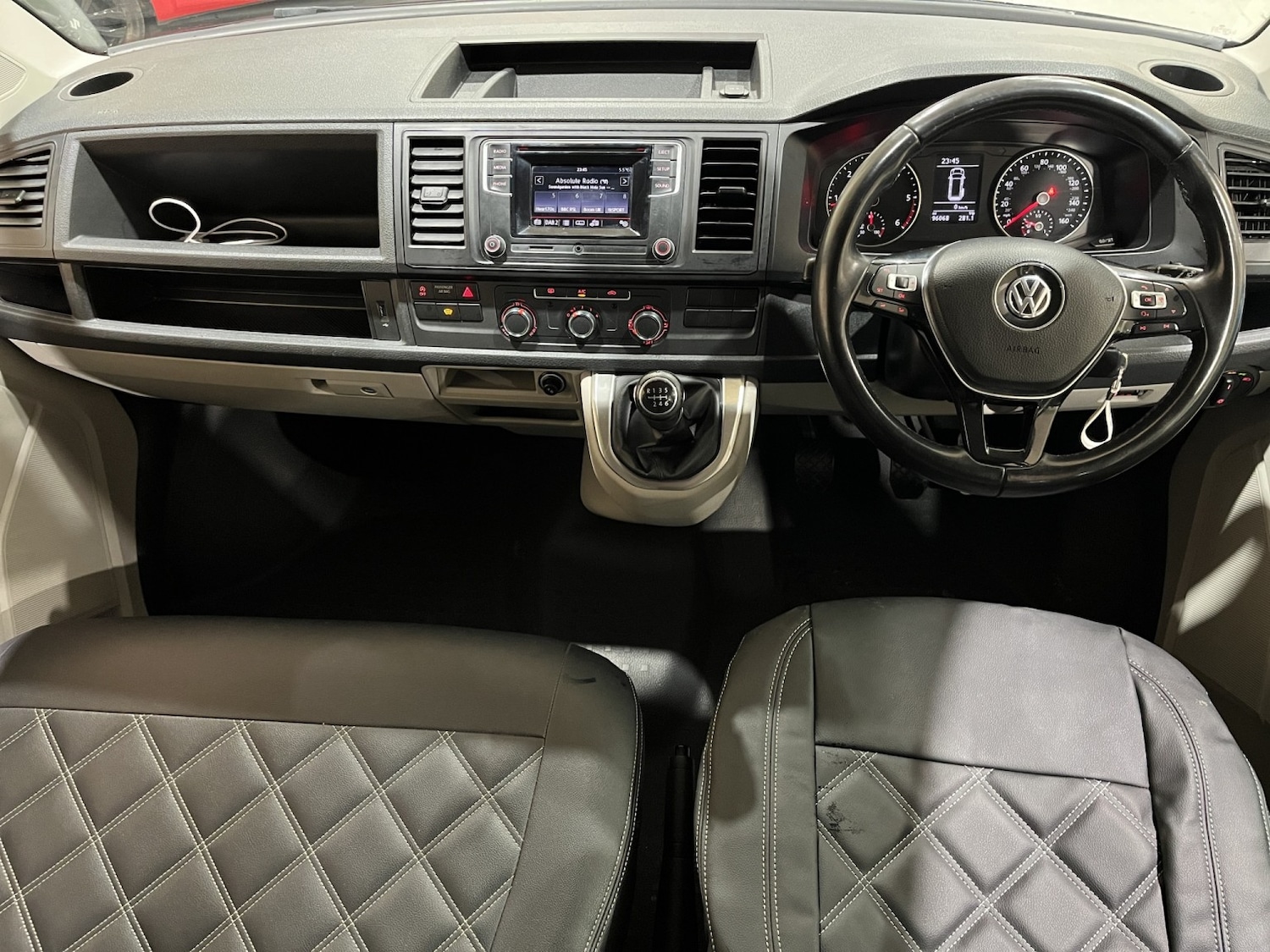 Used Volkswagen Transporter 2018 for sale - 77189288: Photo 19