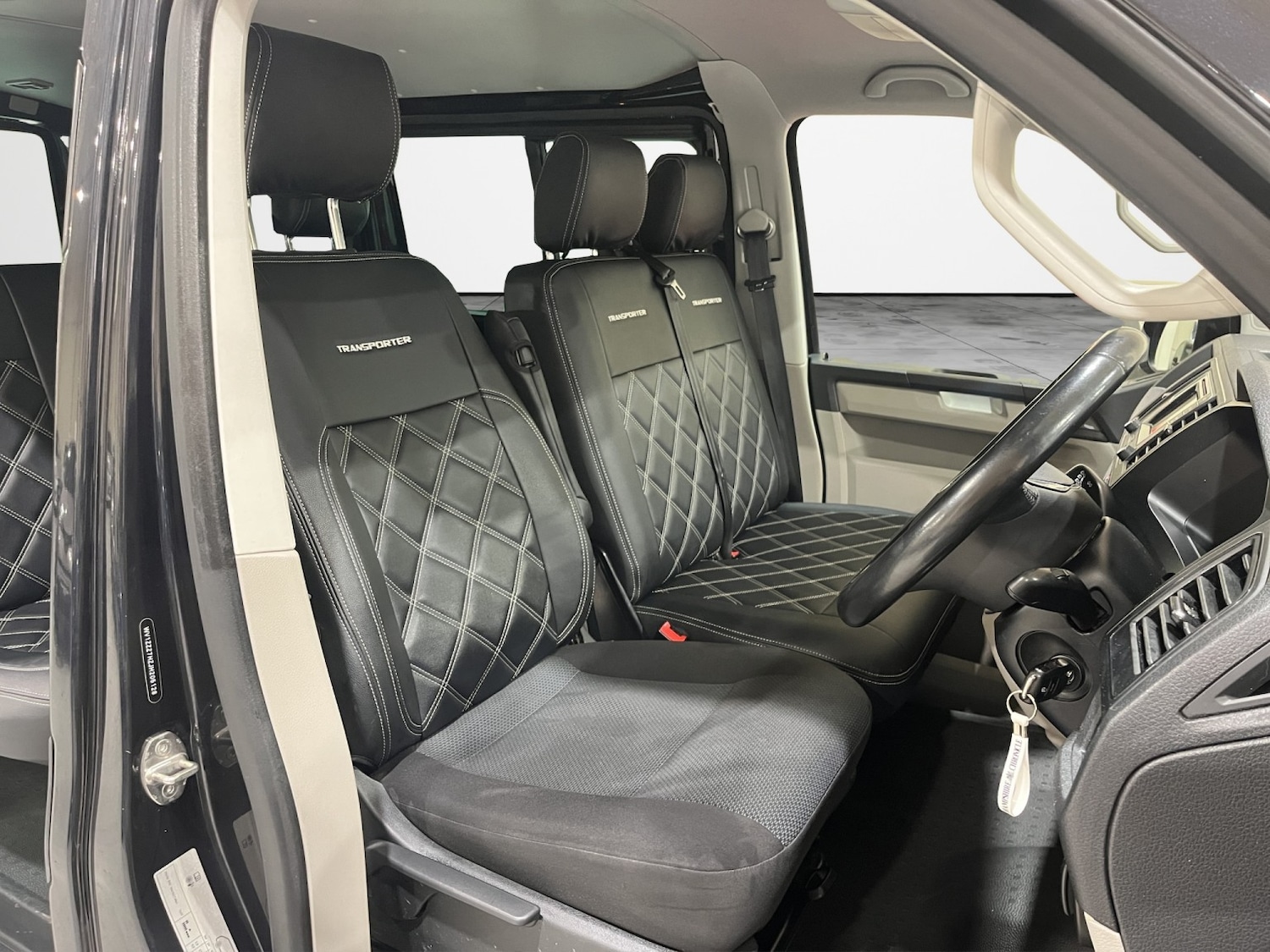 Used Volkswagen Transporter 2018 for sale - 77189288: Photo 6