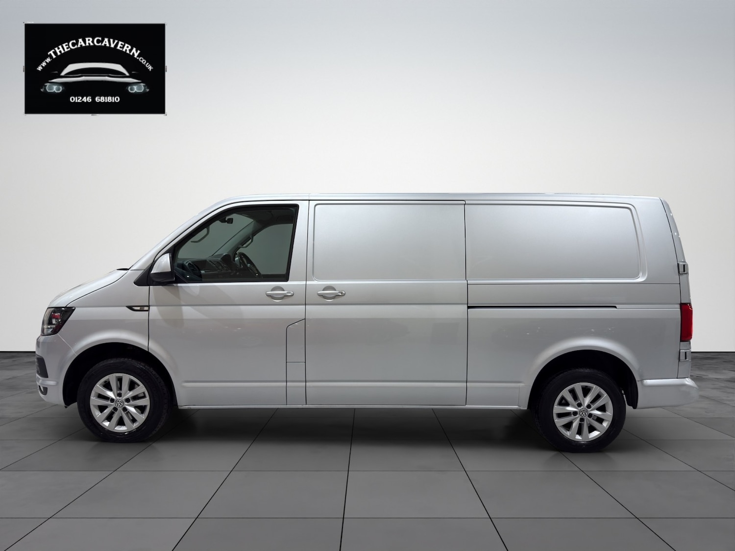 Used Volkswagen Transporter 2017 for sale - 76951115: Photo 14