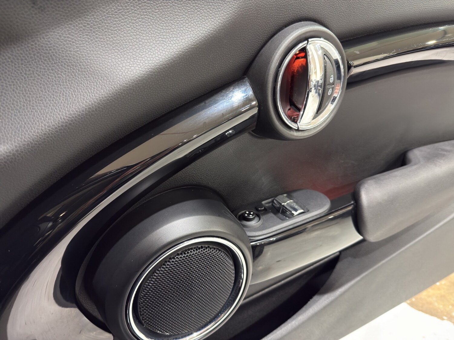 Used MINI Hatch 2018 for sale - 77668516: Photo 18