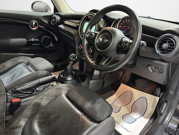 Used MINI Hatch 2018 for sale - 77668516: Photo