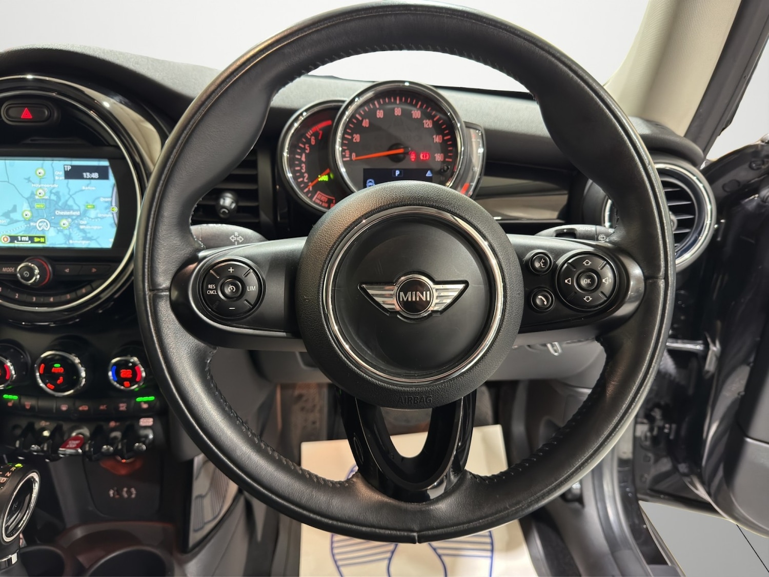 Used MINI Hatch 2018 for sale - 77668516: Photo 6