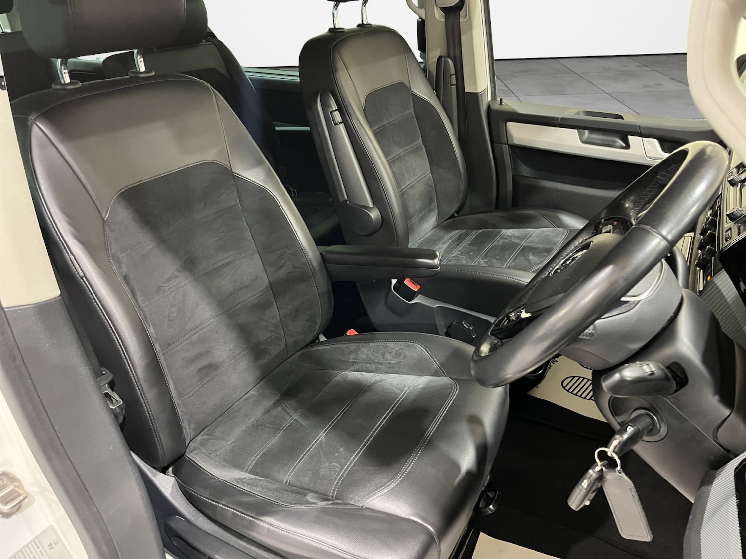 Used Volkswagen Caravelle 2019 for sale - 77453139: Photo 12