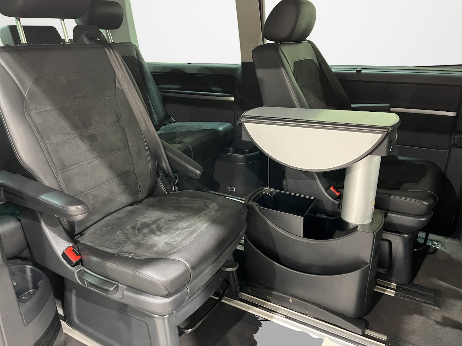 Used Volkswagen Caravelle 2019 for sale - 77453139: Photo 17