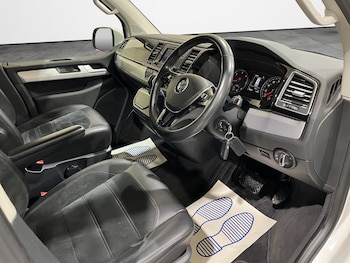 Used Volkswagen Caravelle 2019 for sale - 77453139: Photo