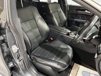 Used Mercedes-Benz CLS 2017 for sale - 76252500: Photo