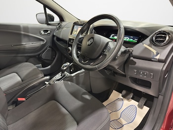 Used Renault Zoe 2017 for sale - 77409638: Photo