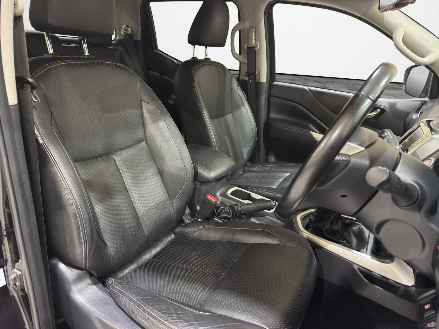 Used Nissan Navara 2021 for sale - 76904692: Photo 5