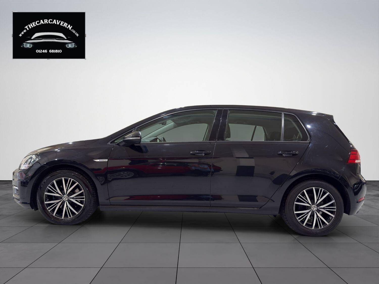 Used Volkswagen Golf 2018 for sale - 76252481: Photo 14