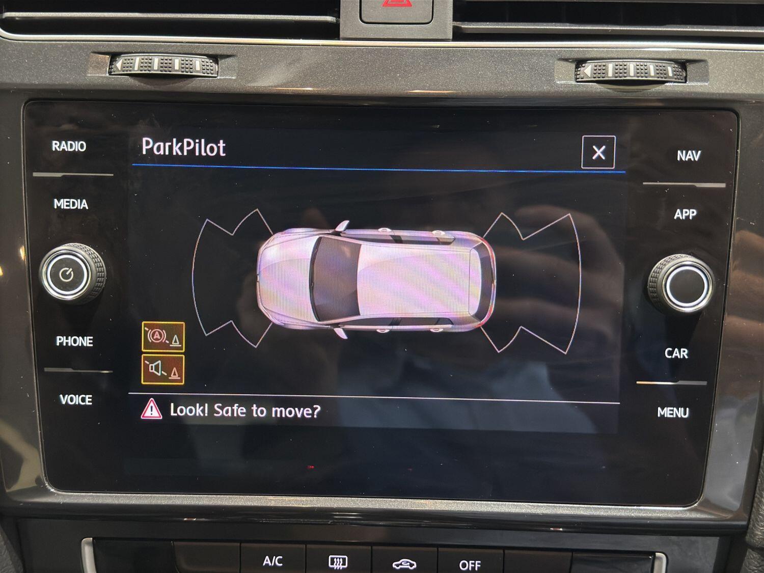 Used Volkswagen Golf 2018 for sale - 76252481: Photo 16