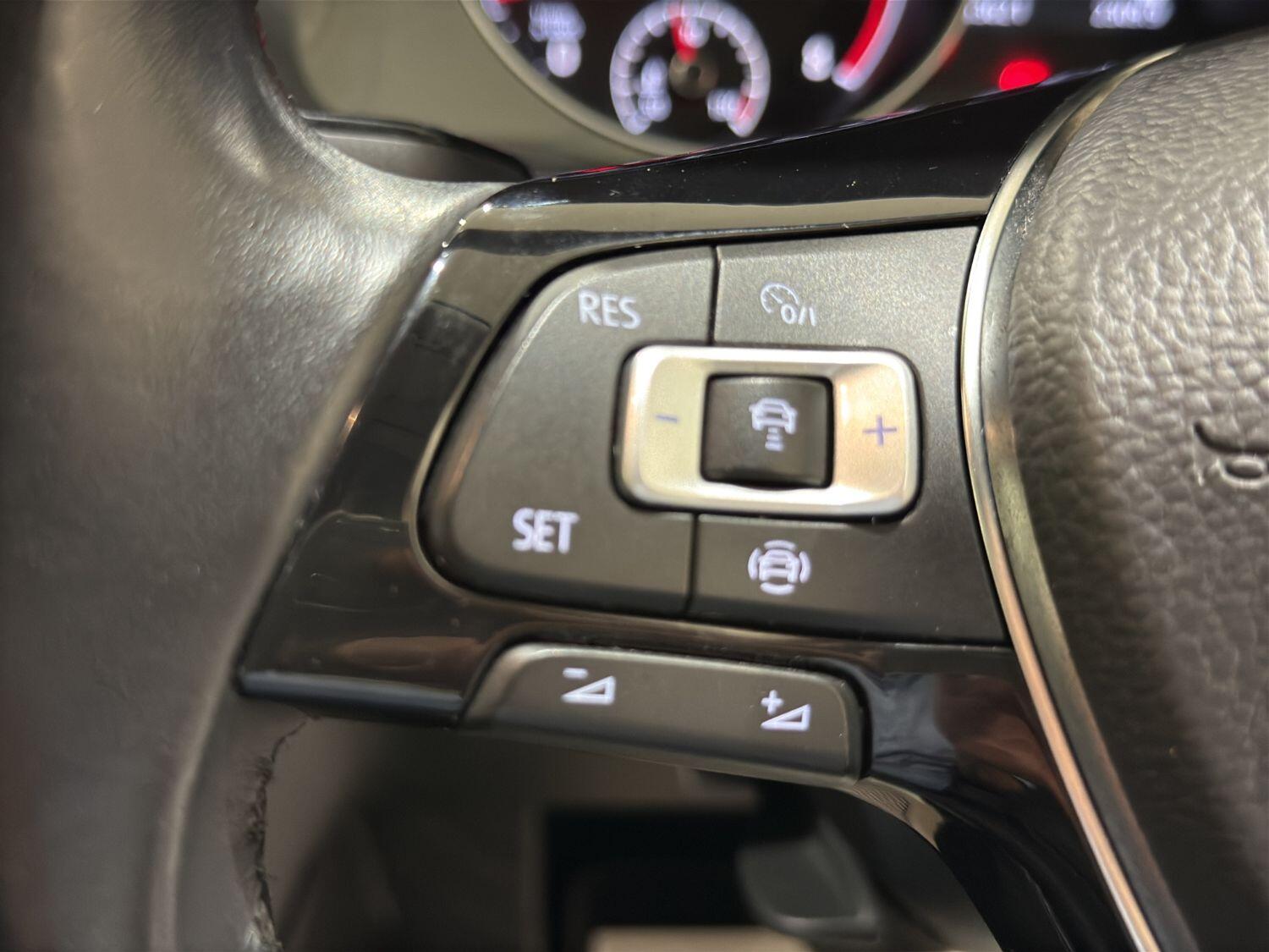 Used Volkswagen Golf 2018 for sale - 76252481: Photo 18