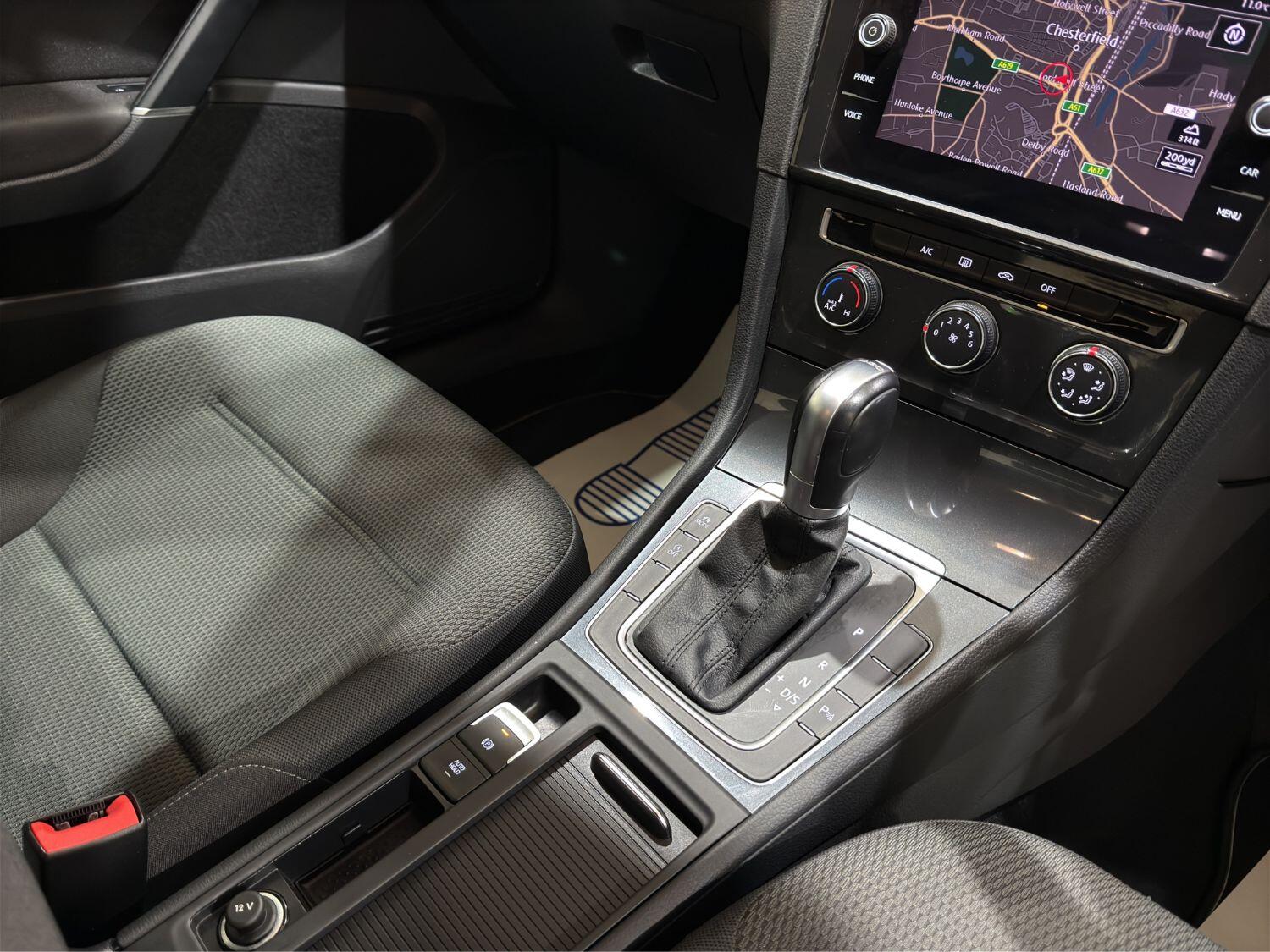 Used Volkswagen Golf 2018 for sale - 76252481: Photo 20