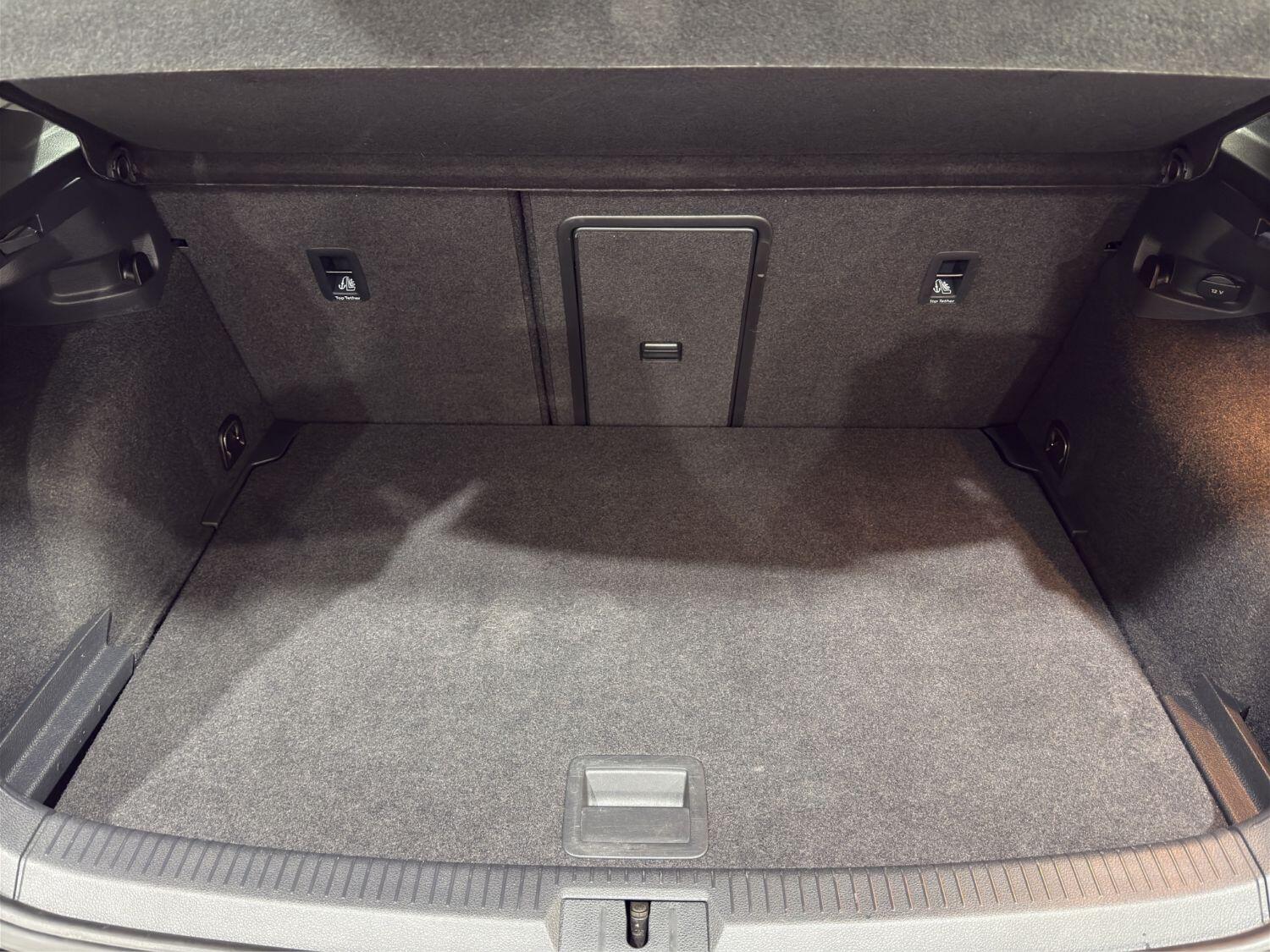 Used Volkswagen Golf 2018 for sale - 76252481: Photo 23