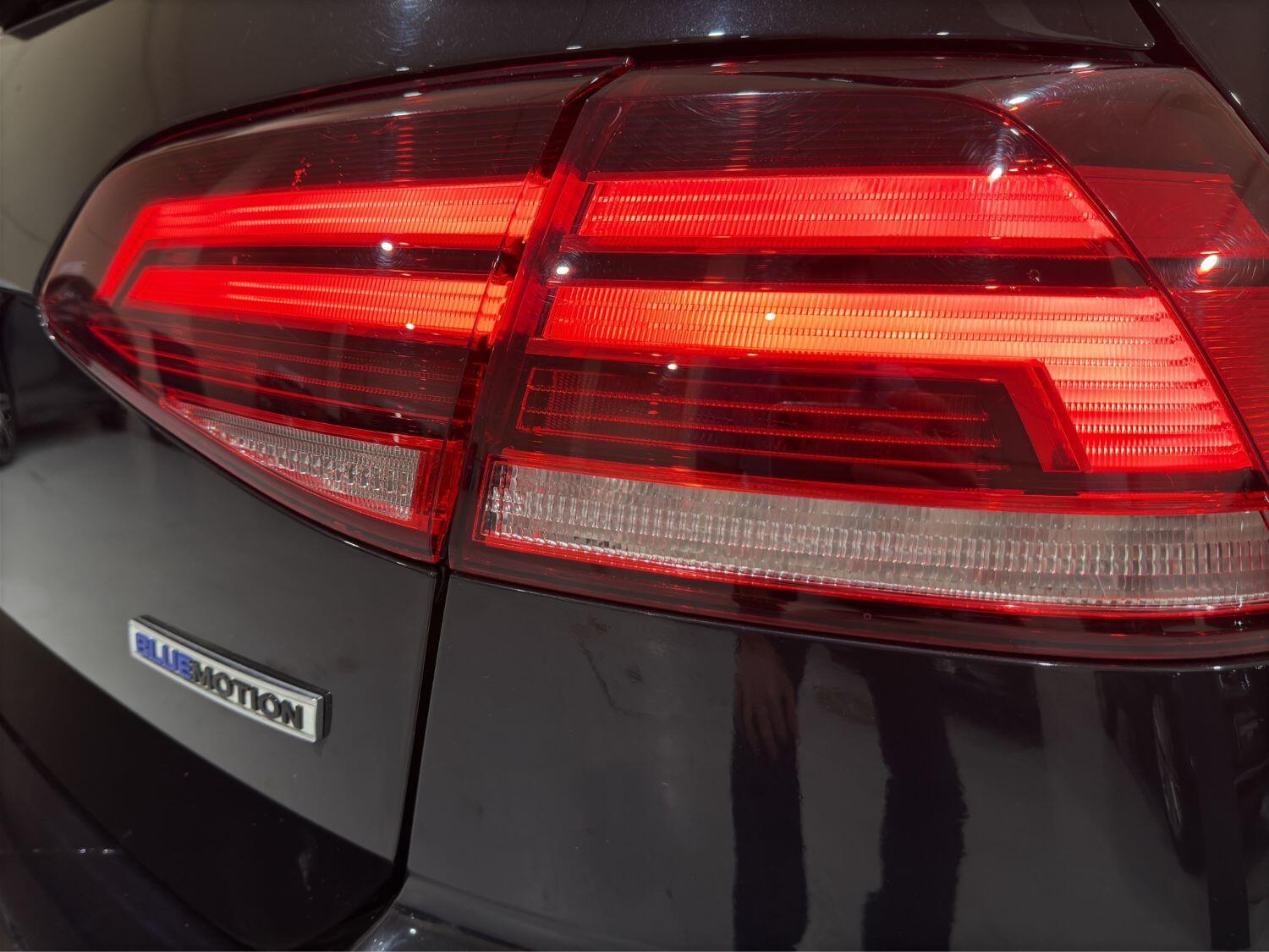 Used Volkswagen Golf 2018 for sale - 76252481: Photo 25