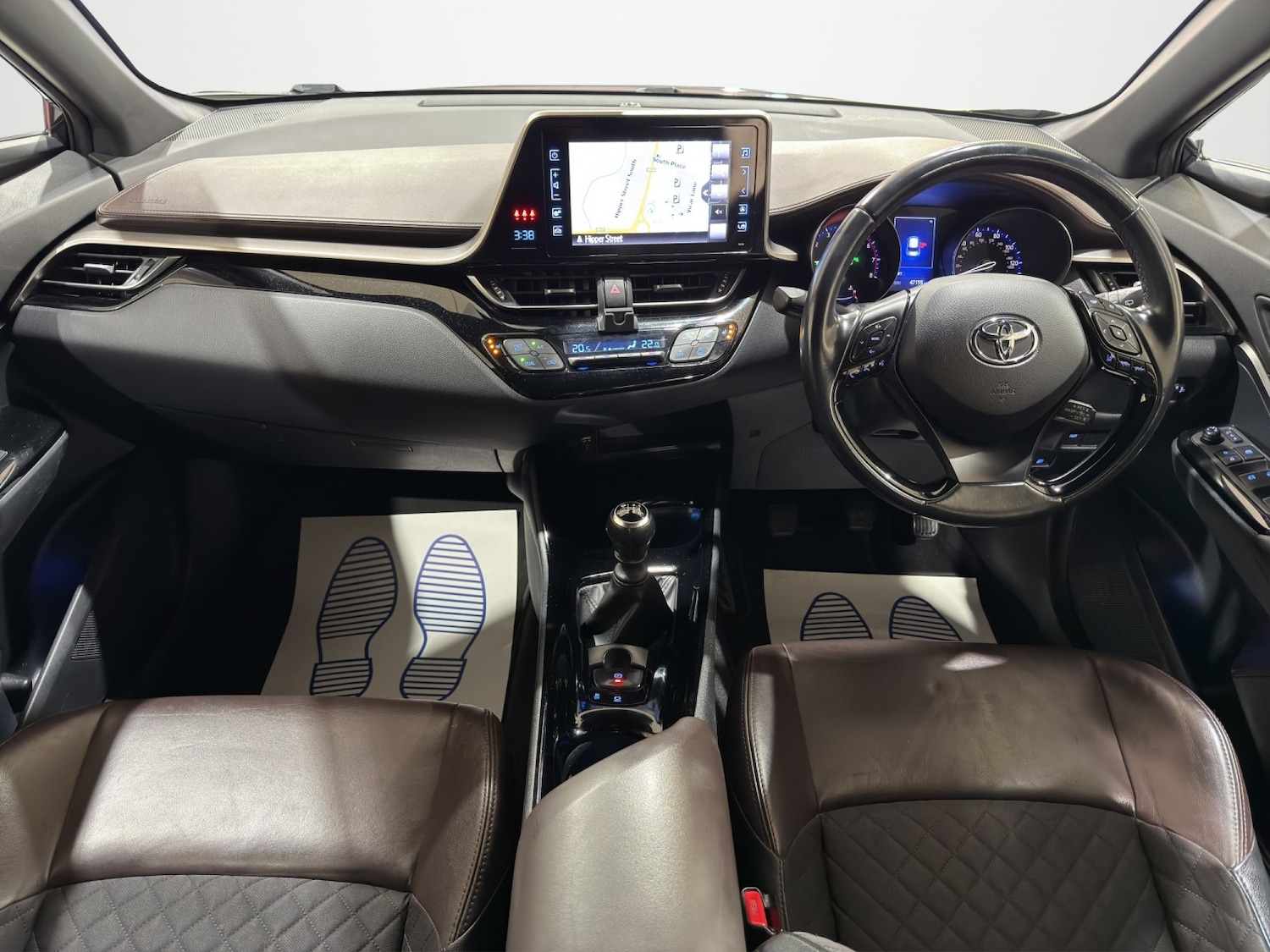 Used Toyota C-HR 2018 for sale - 76407519: Photo 8