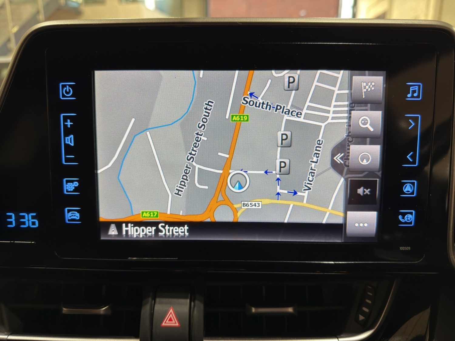 Used Toyota C-HR 2018 for sale - 76407519: Photo 9