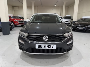 Used Volkswagen T-Roc 2019 for sale - 78168834: Photo