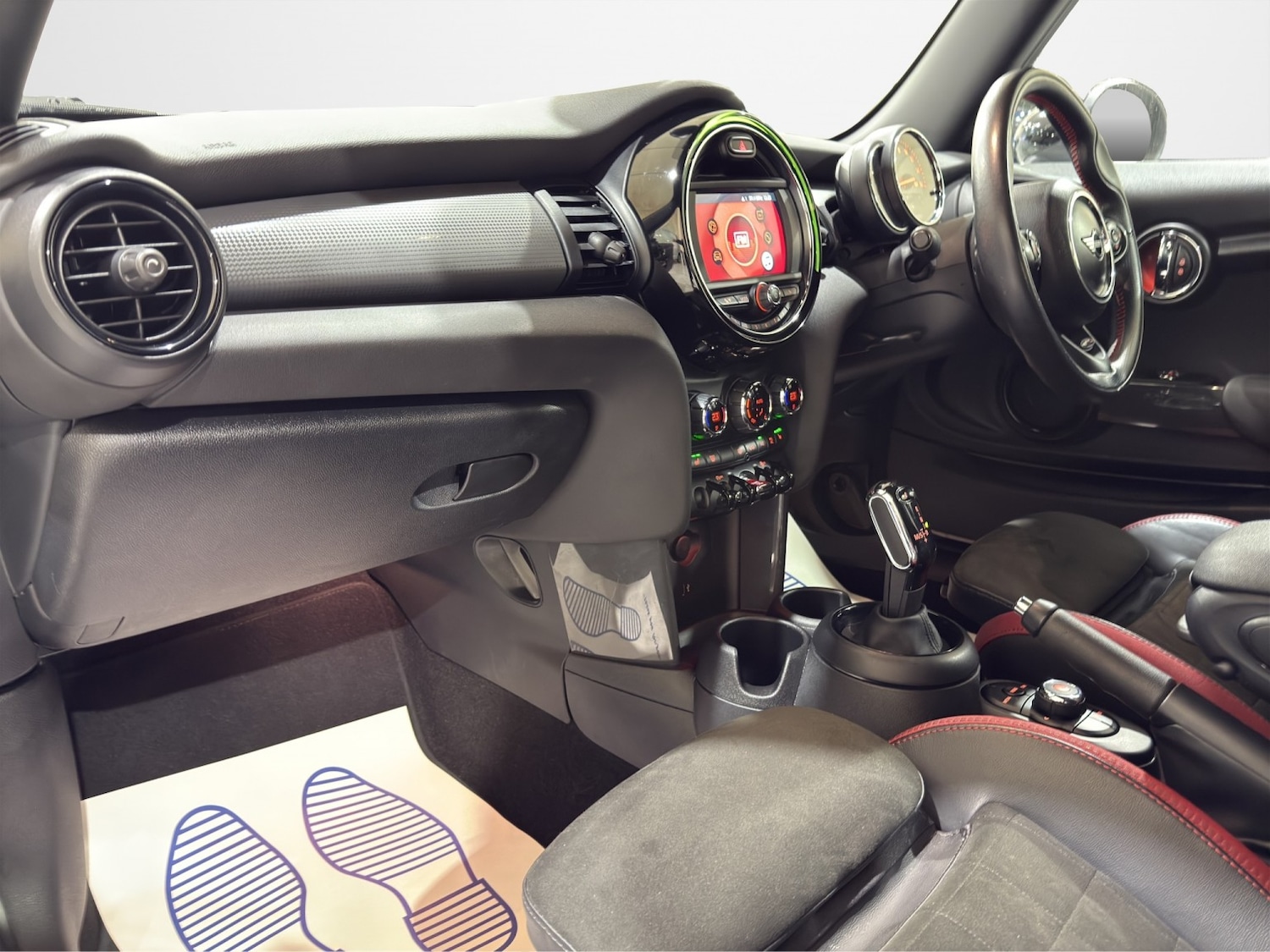 Used MINI Hatch 2019 for sale - 77129537: Photo 23