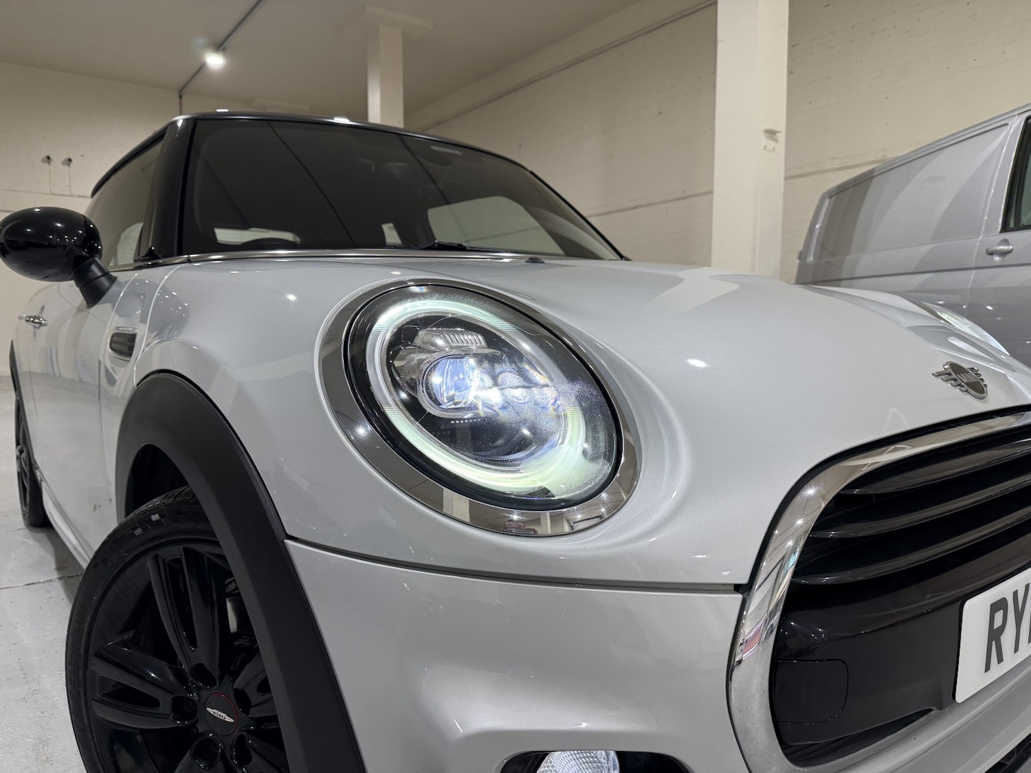 Used MINI Hatch 2019 for sale - 77129537: Photo 24