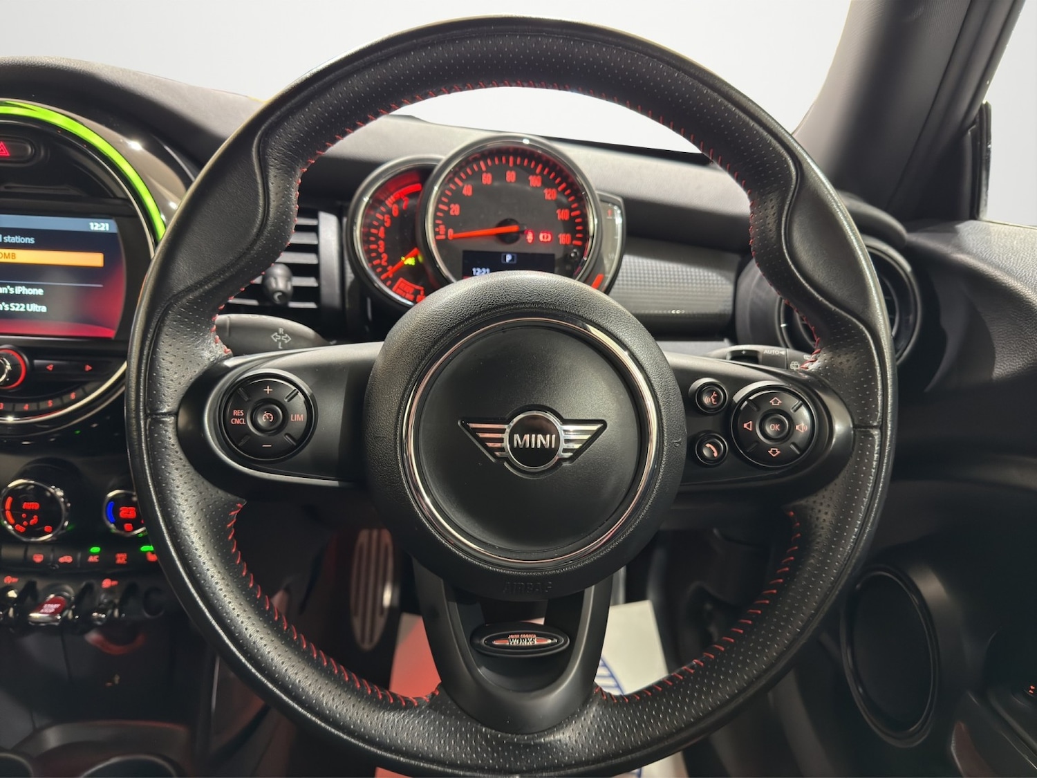 Used MINI Hatch 2019 for sale - 77129537: Photo 6