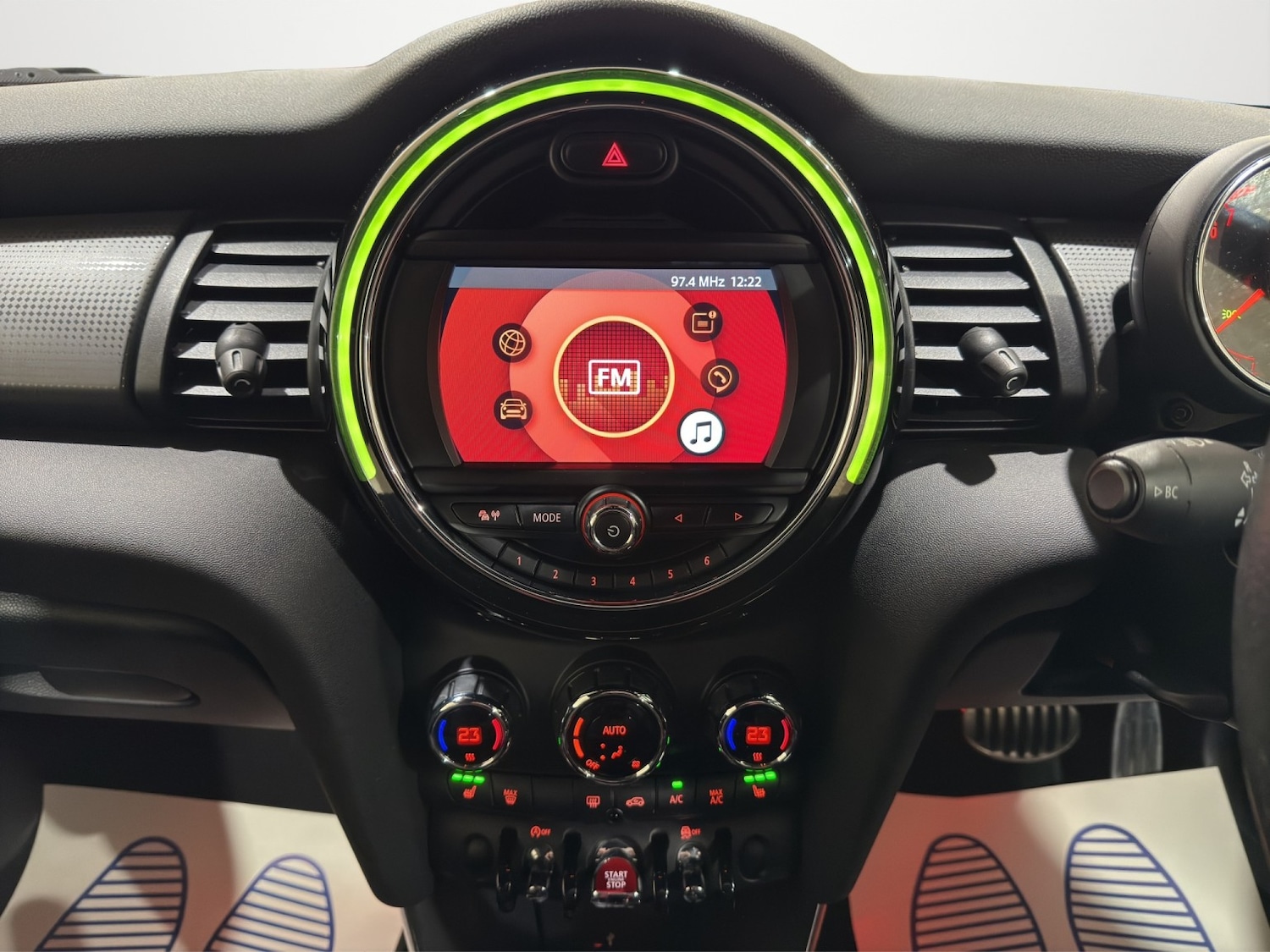 Used MINI Hatch 2019 for sale - 77129537: Photo 7