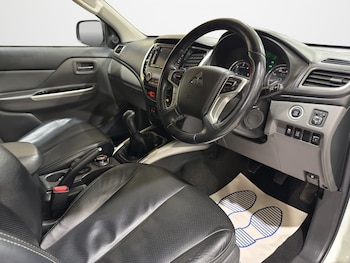 Used Mitsubishi L200 2017 for sale - 77377757: Photo