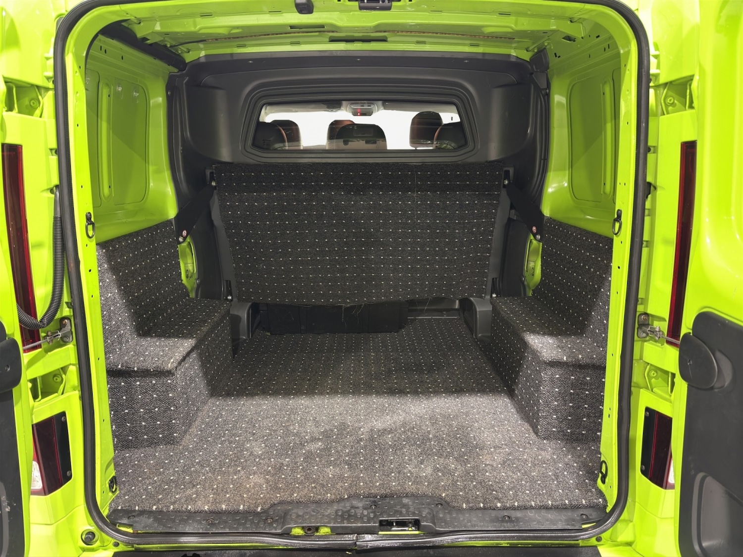 Used Vauxhall Vivaro 2016 for sale - 77289159: Photo 28