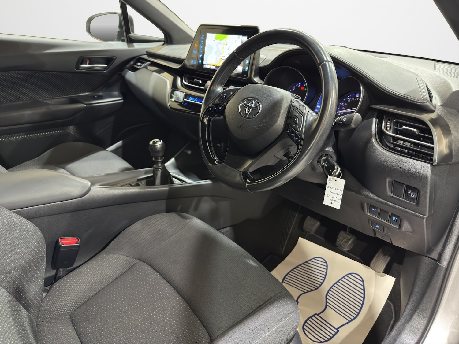 Used Toyota C-HR 2018 for sale - 77065664: Photo 5