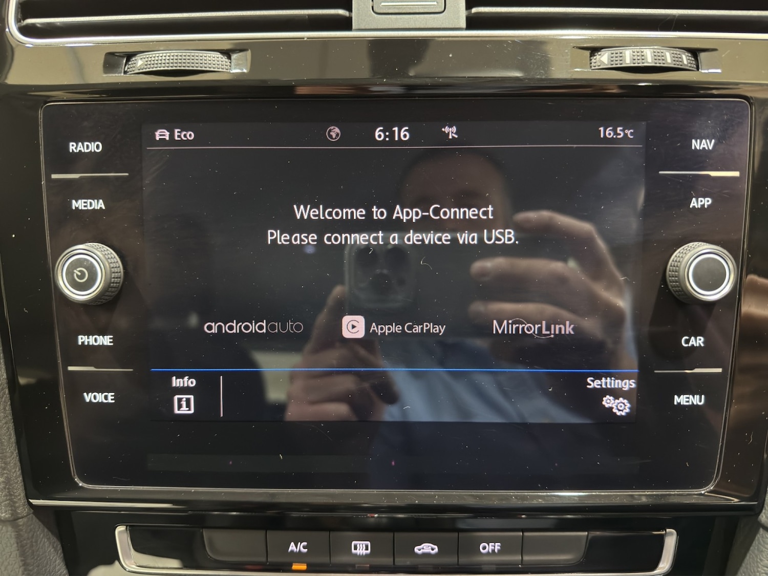 Used Volkswagen Golf 2018 for sale - 76252480: Photo 13