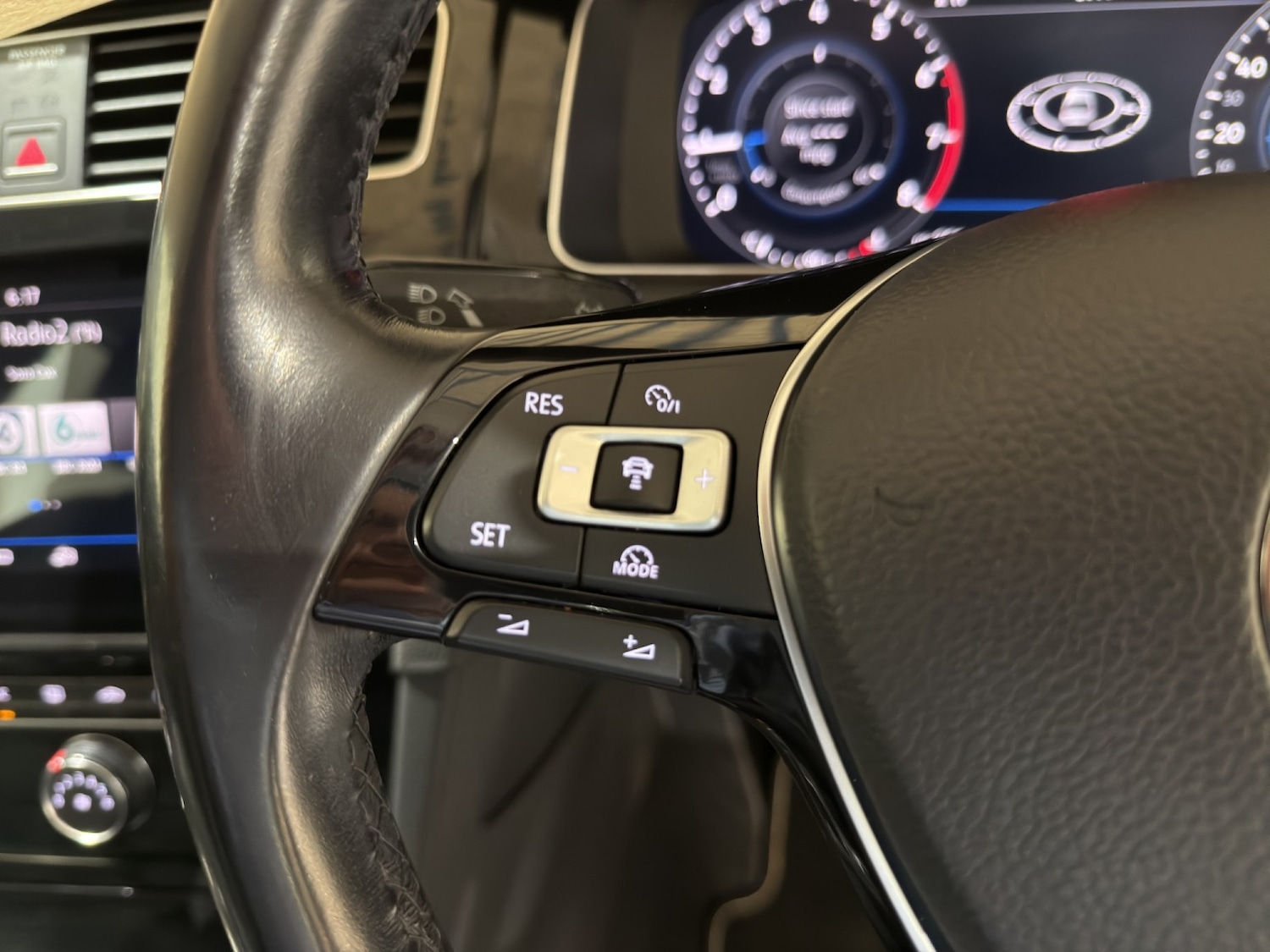 Used Volkswagen Golf 2018 for sale - 76252480: Photo 21