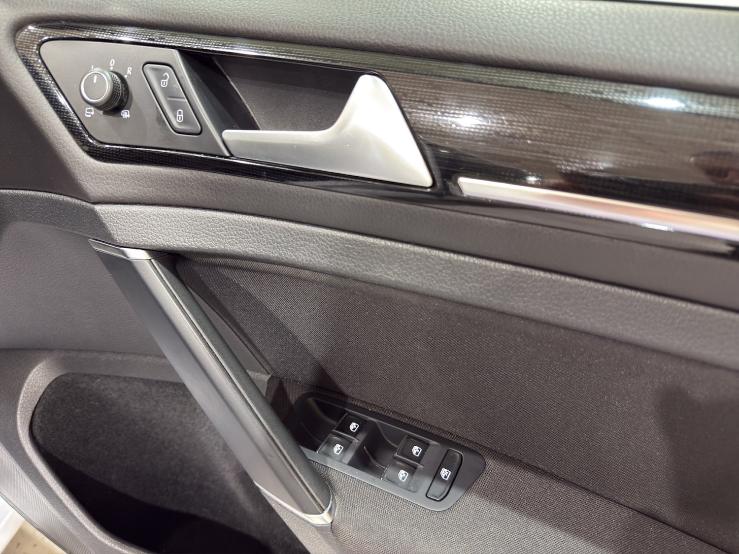 Used Volkswagen Golf 2018 for sale - 76252480: Photo 22