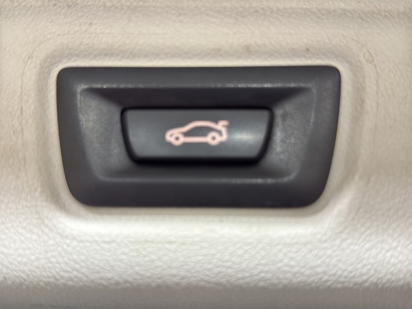 Used BMW 3 Series 2019 for sale - 76305602: Photo 27