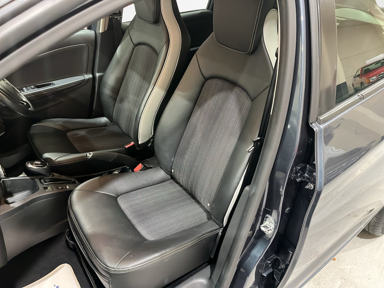 Used Renault Zoe 2019 for sale - 76252482: Photo 21