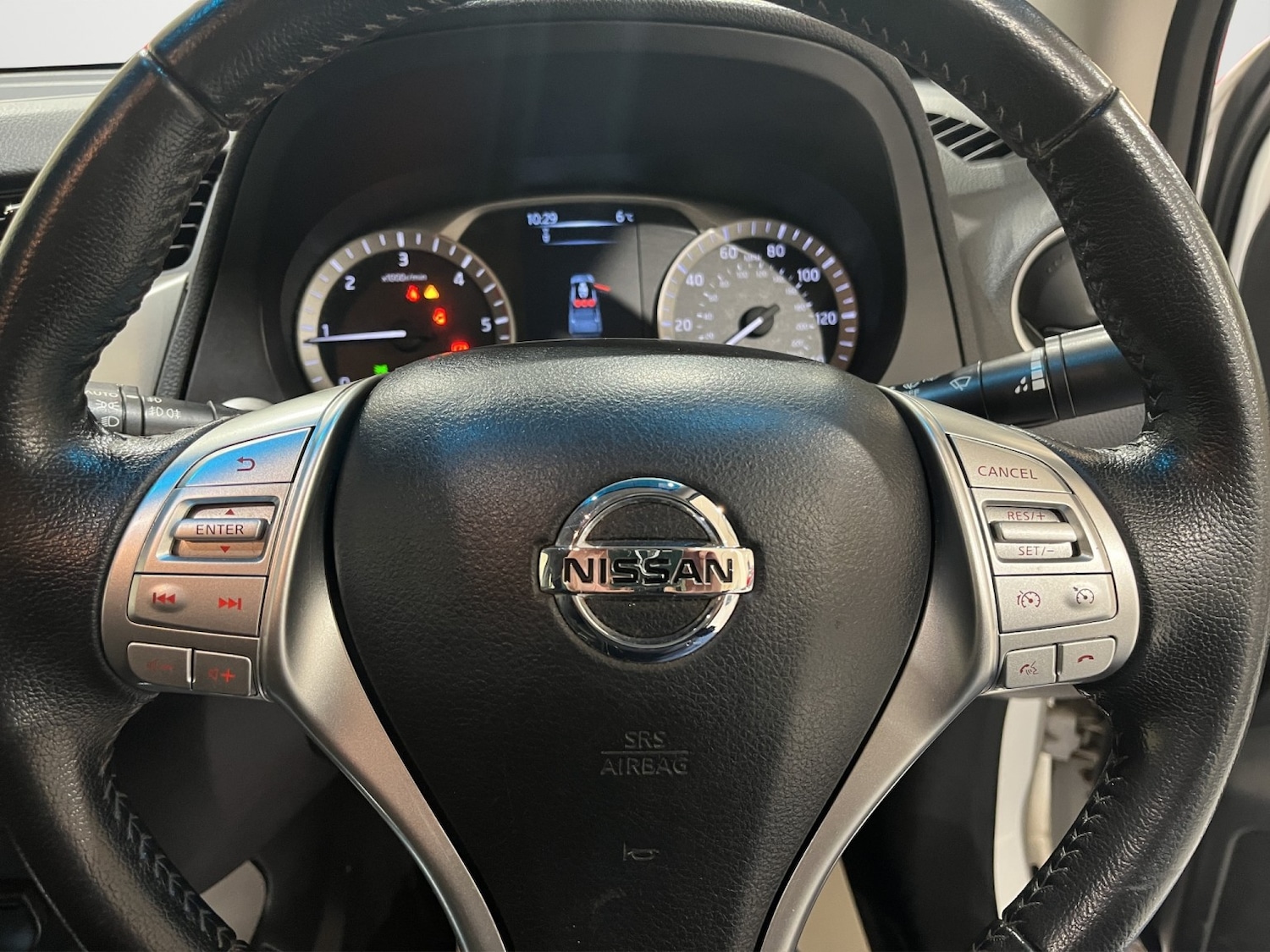 Used Nissan Navara 2017 for sale - 77548310: Photo 15